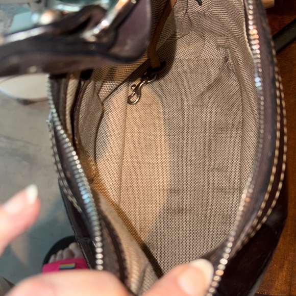 Dooney & Bourke Vintage Croc pattern Leather dark brown Shoulder Bag - Picture 16 of 17